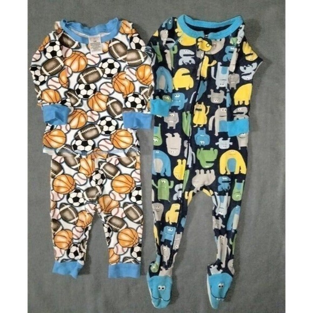 Carters 2 pc pajamas set size 12 months